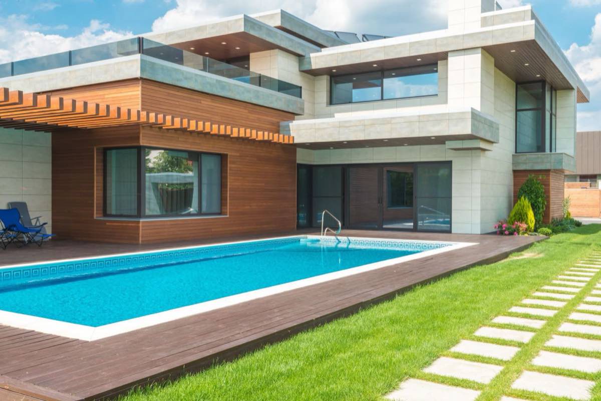 pool in Riverside, CA